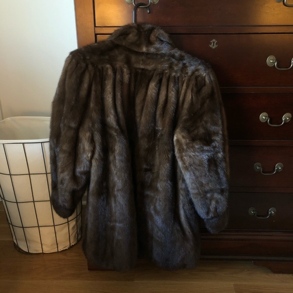 Avanti Mink Fur Coat - Picture 2 of 7